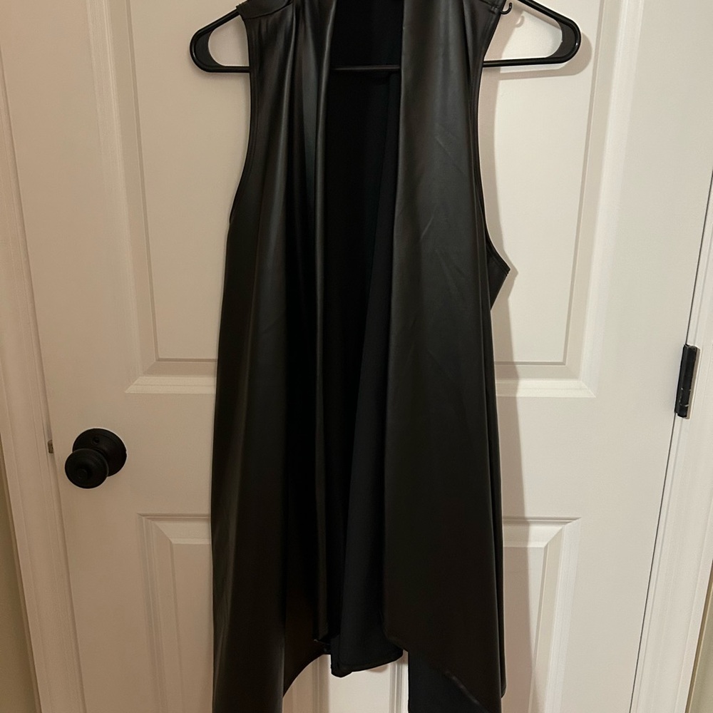 HEIMISH USA Black Drape Vest